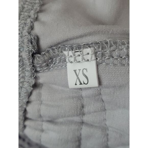 Baby Girls Gray Sparkle Ruffle Bloomers With Gray Satin Ribbon Bow XS - Picture 2 of 3